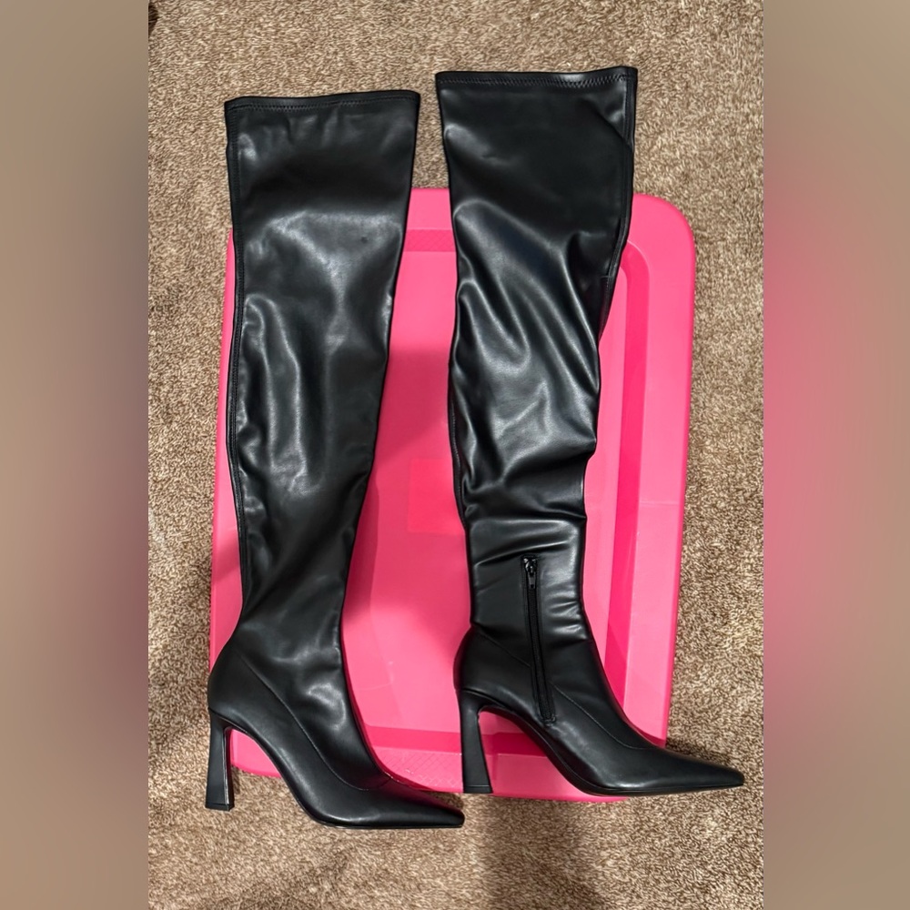 STEVE MADDEN Elegant Black Over The Knee /Thigh High Women's Boots
